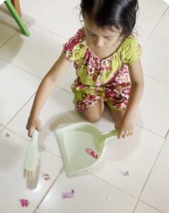Melatih Kemandirian Anak